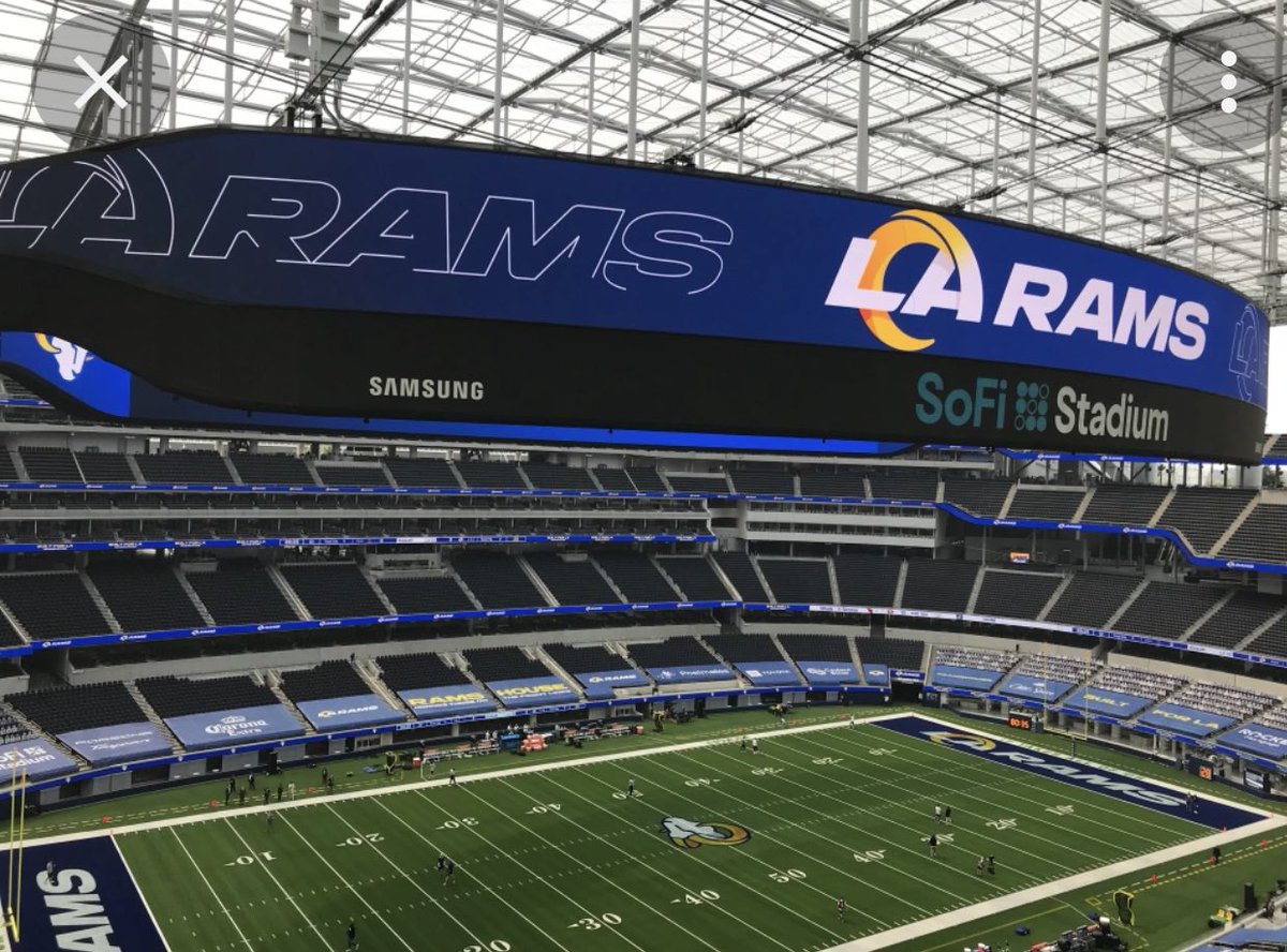 bilrus_wdc's tweet photo. @flushingitgolf Super Bowl in LA in 2 pics… https://t.co/MSZgZ1DZIx