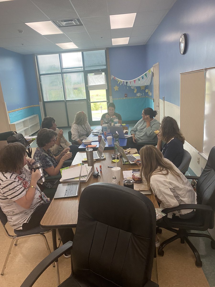 Michele Murray tweet media