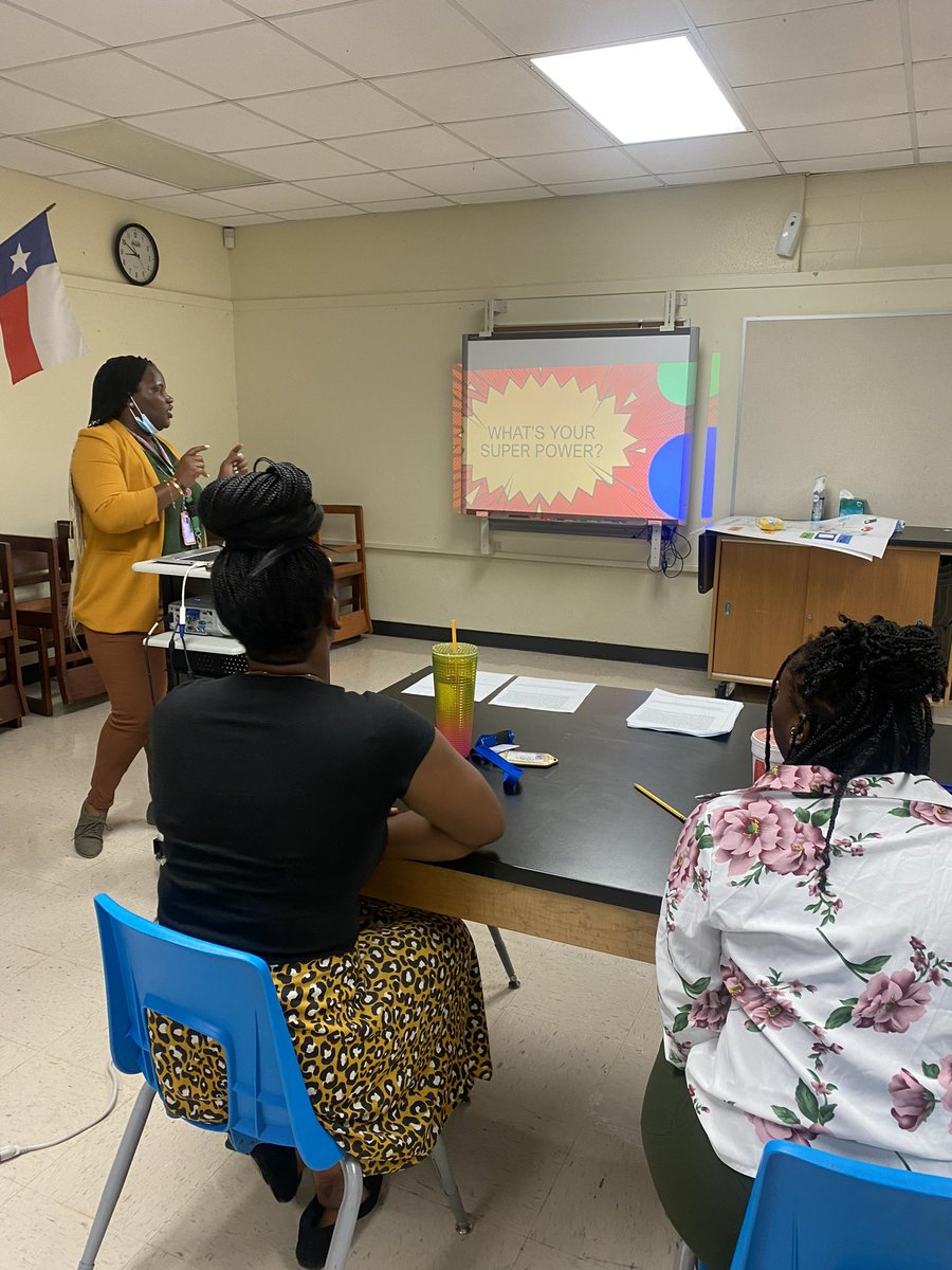 Lit_teach08's tweet photo. Cultivating our culture. They were full of questions as to why they had to stand at the door and not go into PLC! They saw it, named it, and did it! Getting better faster! @MimiLam6___ @Whidby_ES @MrsAngelBentley @HISDREADY2RISE @AnnaLWhite1 @KhalilahRhone https://t.co/ErhwCK0nP4
