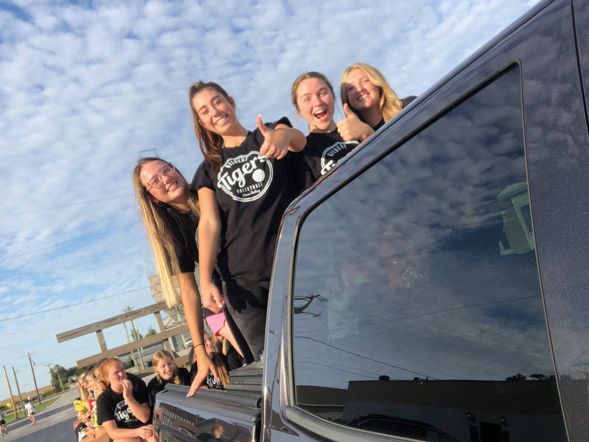 Gilbert Volleyball tweet media