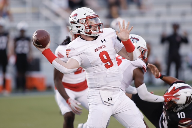 Harker Heights Quarterback Image