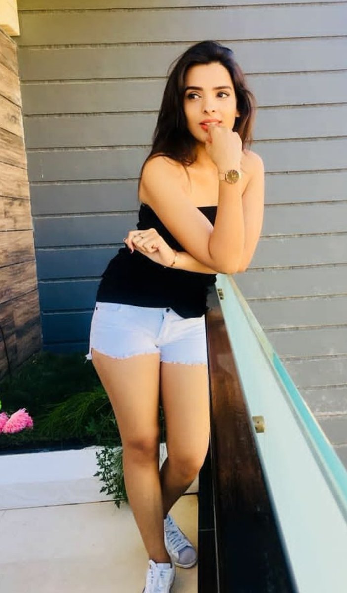 Dimple ( Dimpi)🍀 tweet media