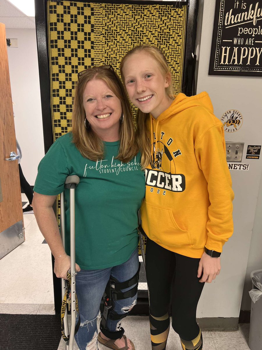 We are very happy to announce that Mrs. Janet Trowbridge will be our 2022 Grand Marshall for Homecoming! Mrs.Trowbridge is a huge part of the Fulton community, and absolutely bleeds black and gold!