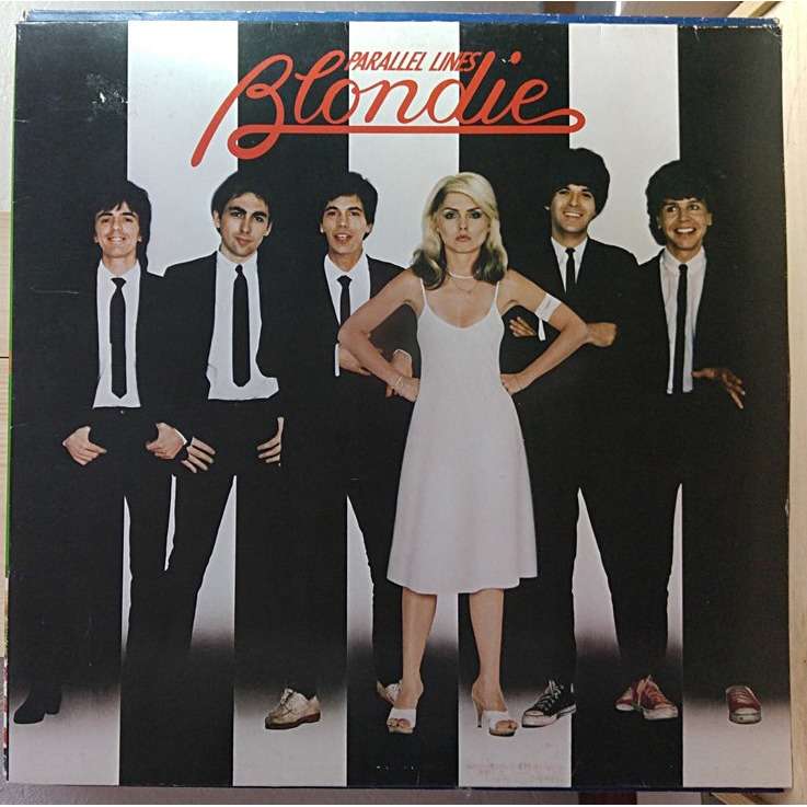 PunkRockStory's tweet photo. 44 years ago today

Parallel Lines is the third studio album by the American Pop punk / Pop rock band Blondie, released on this day in 1978, includes the singles "Hanging on the Telephone", "Heart of Glass", "Sunday Girl" and "One Way or Another"

#poppunk #blondie #history #otd https://t.co/wC0m39CCzD