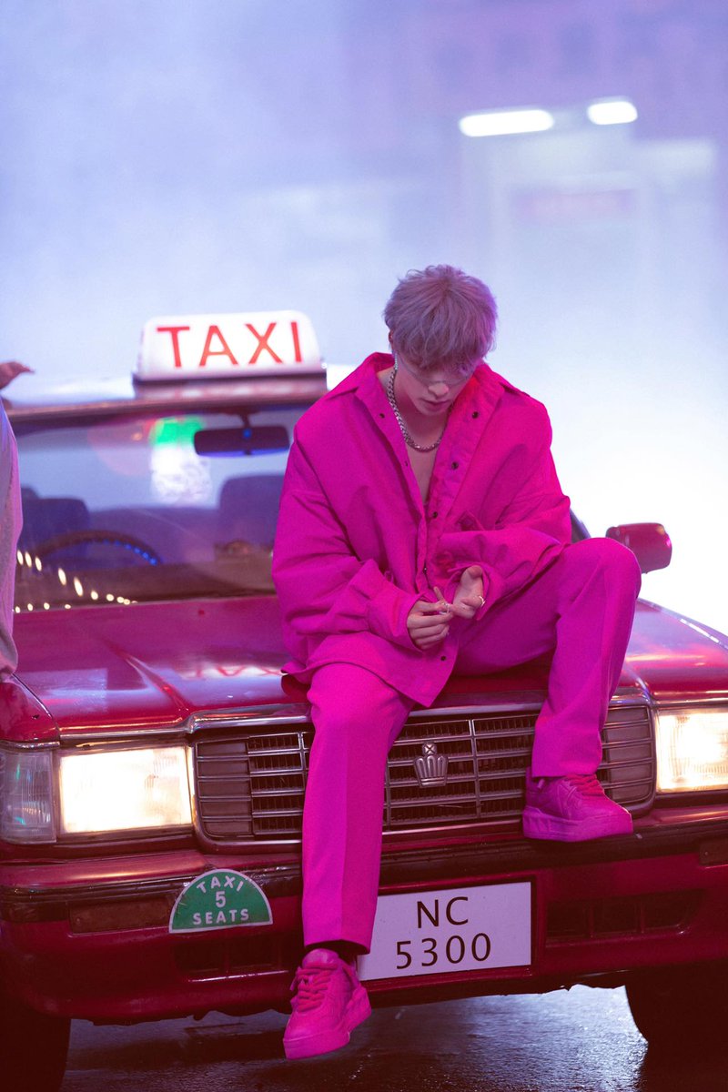 A dream within a dream ~

BOSS <a href="/layzhang/">Lay Zhang</a> 
Dressed in all pink invites you to dream!  #WEST_isCOMING #YIXING_VEIL

PRE-SAVE WEST EP ➡️ bfan.link/west