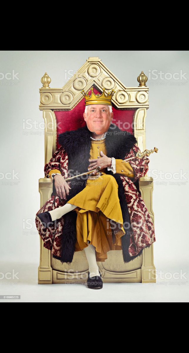 The new King of the United Kingdom looks very familiar… 🤔 #KingSmith