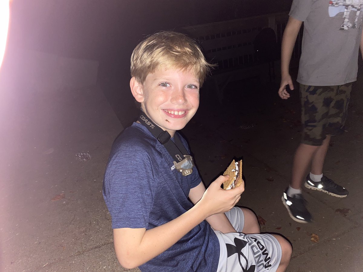 kstorysquared's tweet photo. Great way to end a Thursday night - s’mores!! #TrinityOE #TrinityLearns https://t.co/qXnW4M5CJg