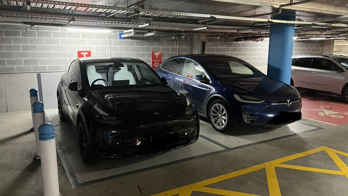 13arm13arm's tweet photo. Another #modelyau to #modelxau comparison https://t.co/OVXinlp079
