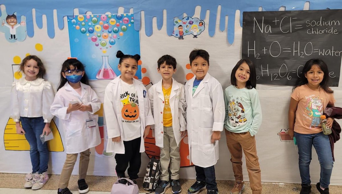 WinnetkaDISD's tweet photo. Scientists and mathematicians at Winnetka! ๐งช๐ #CollegeGoGetItWeek https://t.co/UY0k7KSgSo