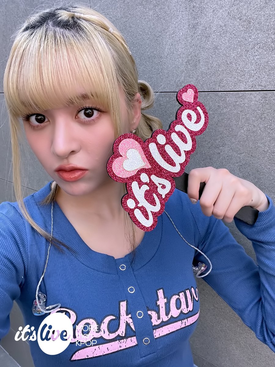 엔믹스 의 잇츠라이브 가 잠시 후 5시에 시작됩니다!📸 유튜브 it's Live 채널에서 최초공개로 만나보세요! ‘DICE