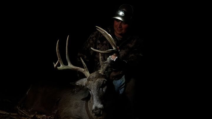 ralphandvicki's tweet photo. Would you rather track your animal during the day or at night?๐ค๐คฃ
#weknowtheanswer #rhetoricalquestion @cyclopslights #teamoutdoors #ralphandvicki #hunting #deerseason #hmm #lol https://t.co/SCsNOimIQw