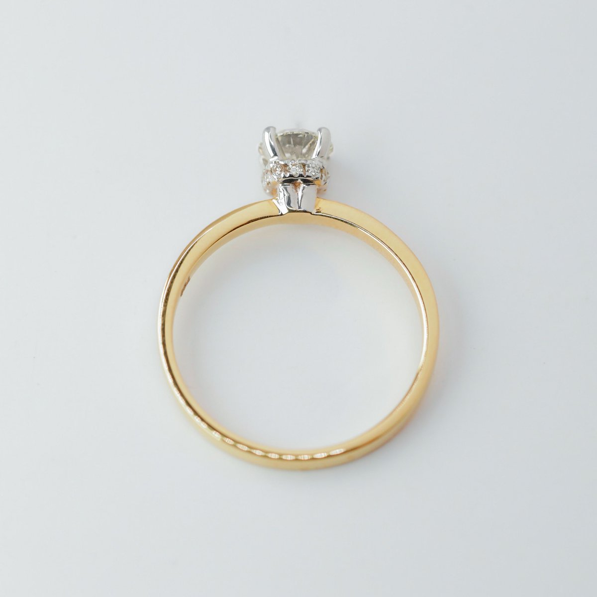 lilyandcoph's tweet photo. That "simple yet elegant" engagement ring, we have it here at Lily & Co.
Send us a message now
or visit https://t.co/BOLCiGhayj π
Model: @anntristine
#LilyandCoph #LilyandCo #engagementrings #weddings #weddingrings #custommaderings #handcraftedrings https://t.co/hovsCLFUJJ
