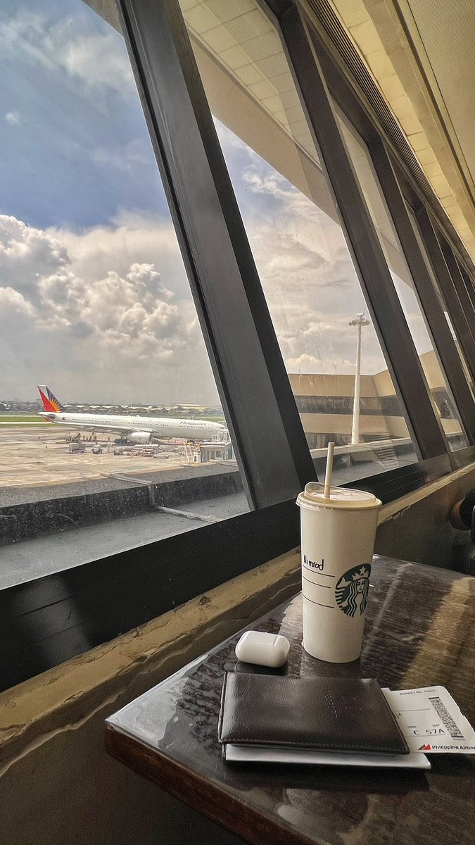 nimrodcane's tweet photo. Boarding Round 2. Do not fuck this up, @flyPAL 🇵🇭 https://t.co/lWafa3DjIi