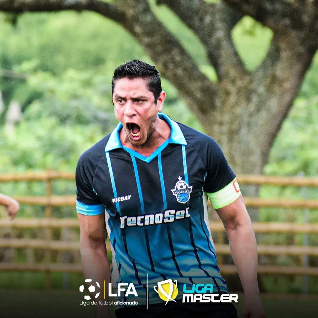 LFAficionado's tweet photo. Postales 📸 
LIGA MASTER 
#ligadefutbolaficionado https://t.co/kqAA4hyYBe