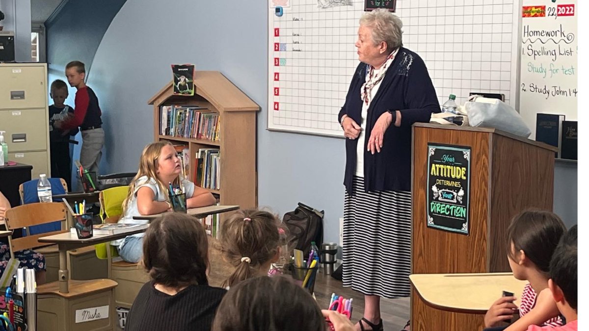 ReseedingAmeric's tweet photo. Day two of the Mission Conference at Temple Baptist Church and Temple Baptist School in Ashville, North Carolina. Jennifer and I had an opportunity today to challenge the students for missions
https://t.co/DWcaz1PRAx #reseedingameric #BIMI #missionconference https://t.co/M5qFovHZzS