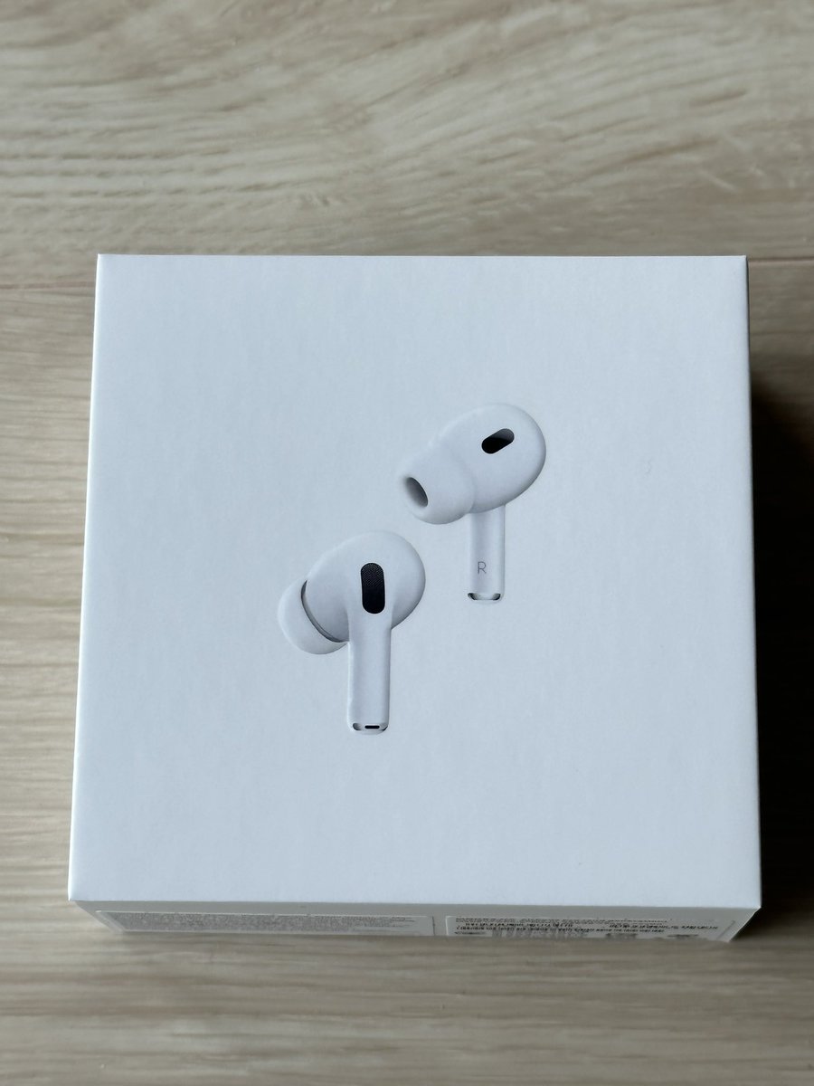 nobu_m's tweet photo. AirPods Pro2来た。楽しみ。 https://t.co/Iqlpow2ZQ4
