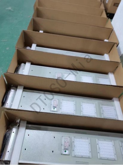 Mia_DTOSO's tweet photo. Solar street light In Production🔥

Whatapp：(86)132 4962 6252☎️

#solarstreetlight #solarstreetlights #solarstreetlighting #streetlight #streetlights #streetlighting #solarlight #solarlights #solarlighting #solarfactory #solarfactorychina
#solarstreetlamp #solarstreetlamps https://t.co/NcHTgp6nqu