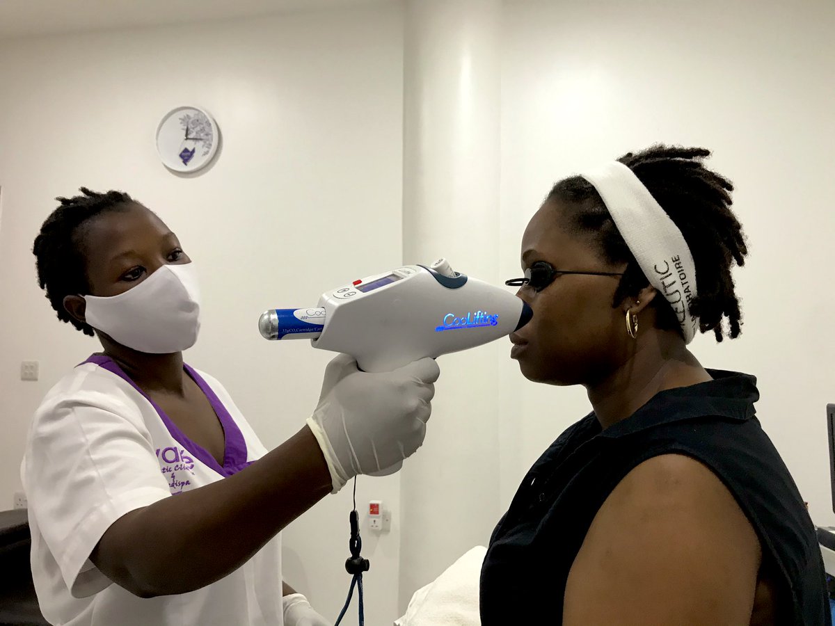 RefineClinicUG's tweet photo. Skin or body goals?
We got you! Pass by this weekend.
Call/WhatsApp us on 0758 232 889 for bookings.
🔗https://t.co/ggM20MEyUT
#BeFlawless #ChemicalPeel #CooLifting #HydraFacial #FatFreezing #Cryolipolisis #skincare #bodycare https://t.co/WDUJfz6LTV
