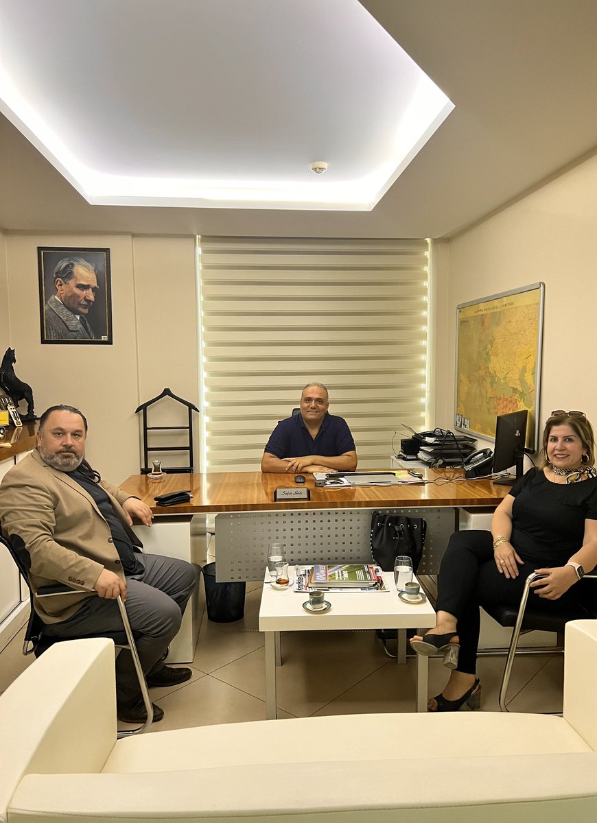 dogakolejiadana's tweet photo. Adana Doğa Koleji  
Kampüs Müdürümüz H.Abdullah Kekilli ve Kurumsal iletişim Müdürümüz Özlem Kamile TAŞ;

İKRA LOJİSTİK İCRA KURULU ÜYESİ ,Değerli Velimiz Sayın Şafak GÖDE  Bey’i ziyaret ettiler

İlgi ve alakalarından dolayı kendilerine te��ekkür ederiz
@drhalilgursoy 
@kekilli_h https://t.co/AjSUDRPBKV