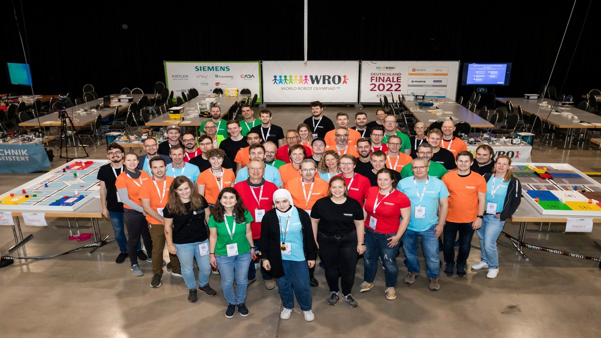 Unser WRO-Konzept in Deutschland baut auf Ehrenamtliche, welche uns bei Events unterstützen. Hierfür sagen wir: DANKE! tb-ev.de/ehrenamt

#ehrenamt #engagement #engagementbotschafter #engagementmachtstark #mint #technik #bildung #roboter #wro2022de #wro2022