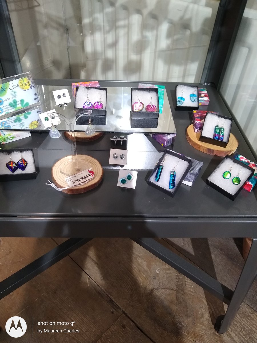 Yesterday took new glass to the Museum of Cambridge <a href="/MuseumofCamb/">Museum of Cambridge</a>.  Jewellery Case refreshed, fish and birds also supplied. Do pop in &amp; have a look.