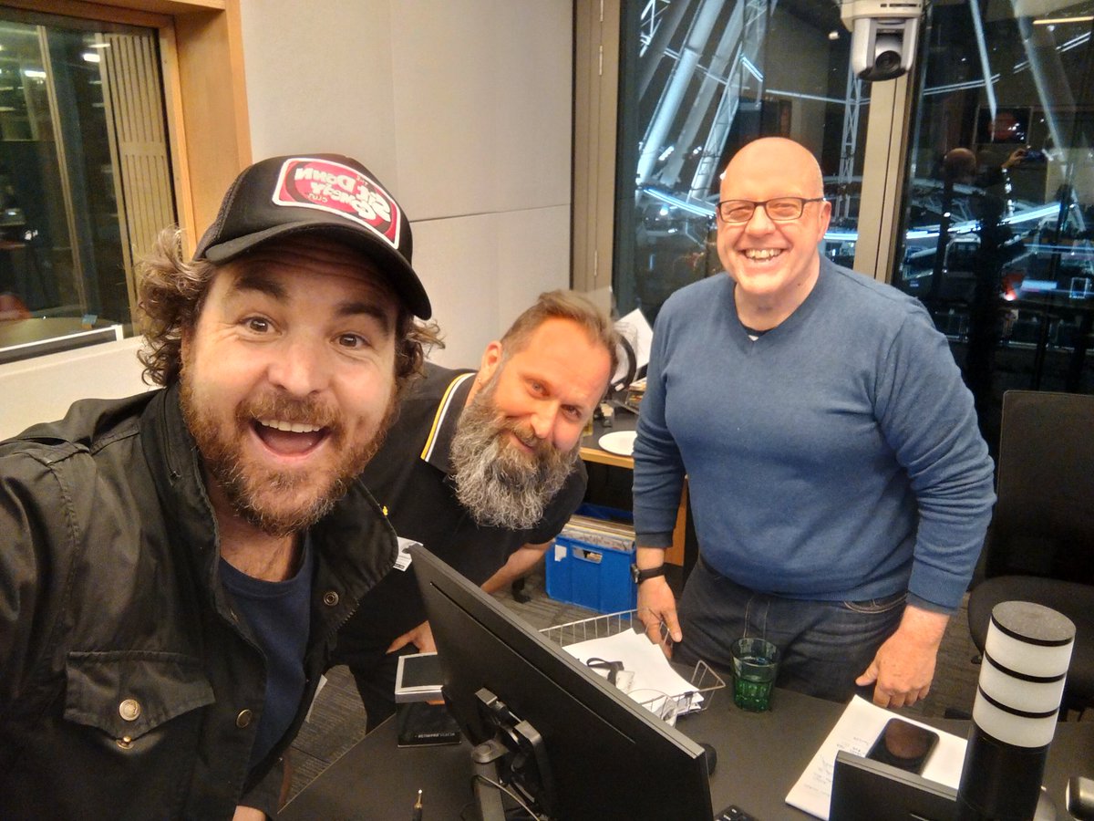 itsmarcusryan's tweet photo. On air now @abcbrisbane radio for @SitDownClub #brisbane #standupcomedy #comedy https://t.co/hr2zJ7o4Uv