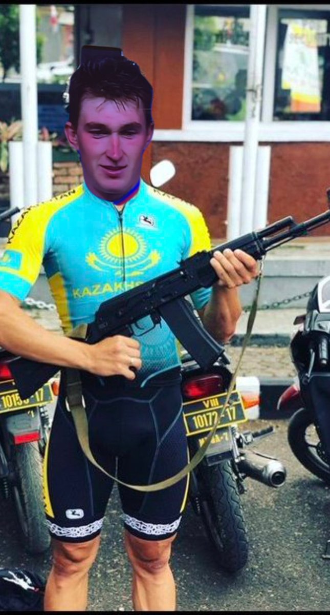 The king has spoken 🥶🤝 #UCI #Wollongong2022