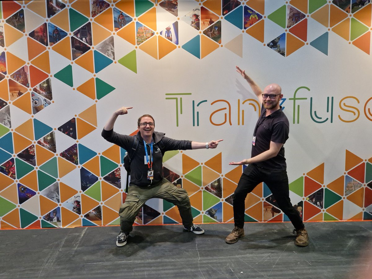 Gary McCartan (@zecbmo) on Twitter photo Bumped into a OG <a href="/PKTSizedHands/">Pocket Sized Hands</a> legend at the #Tranzfuser2022 booth at #EGX2022. Now excited to try out this year's games Bumped into a OG <a href="/PKTSizedHands/">Pocket Sized Hands</a> legend at the #Tranzfuser2022 booth at #EGX2022. Now excited to try out this year's games