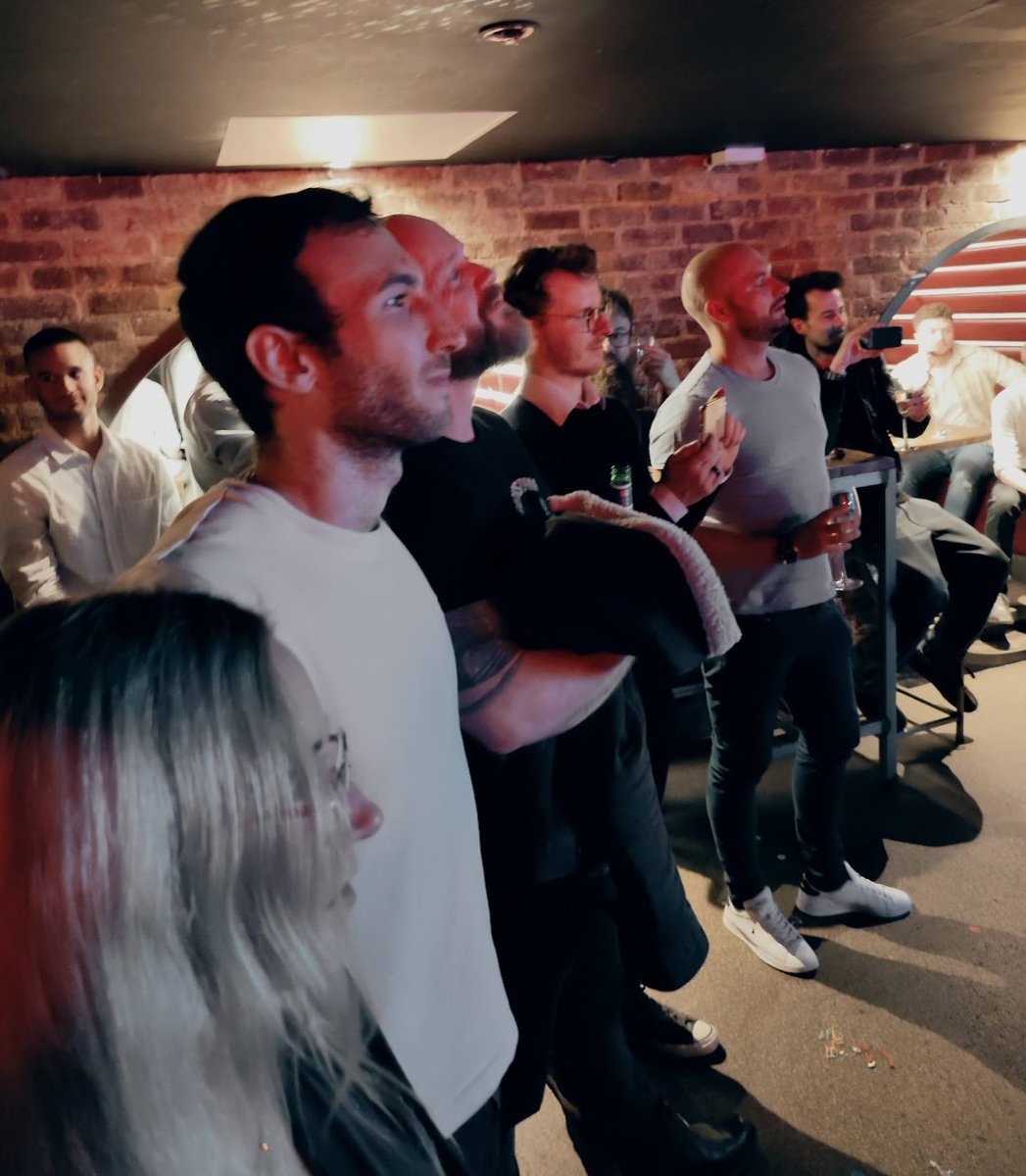 dergal's tweet photo. Awesome launch night for @OMG_Center - it was 'Magic' which is a hilarious pub because the magician there was awesome - want to know more ? Hit up @ChrisSimmance - https://t.co/r69HadZT4u https://t.co/i9Fm0GbkAC