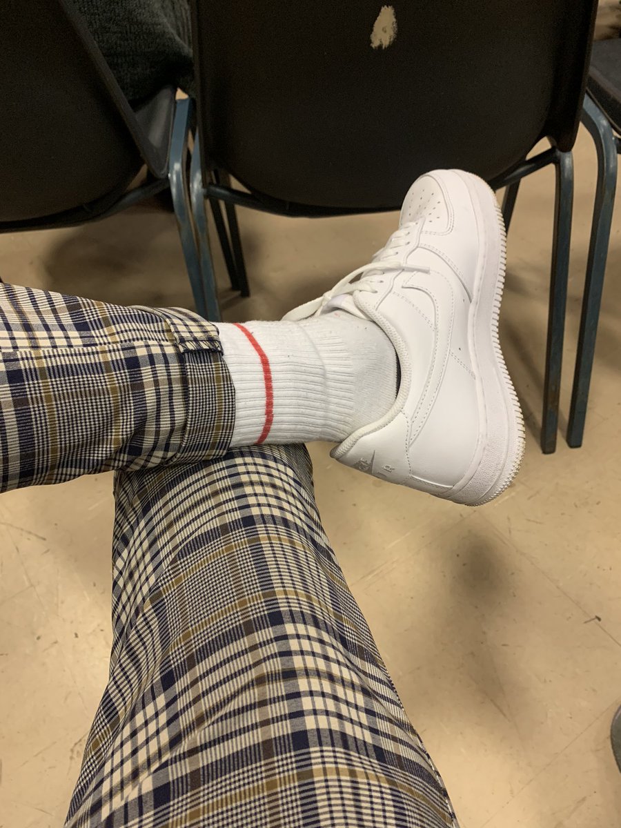 KingMax0814's tweet photo. It’s Friday and sneakers rule. You know the drill.

#FridaySneakerDay https://t.co/yDtIRyPCTA