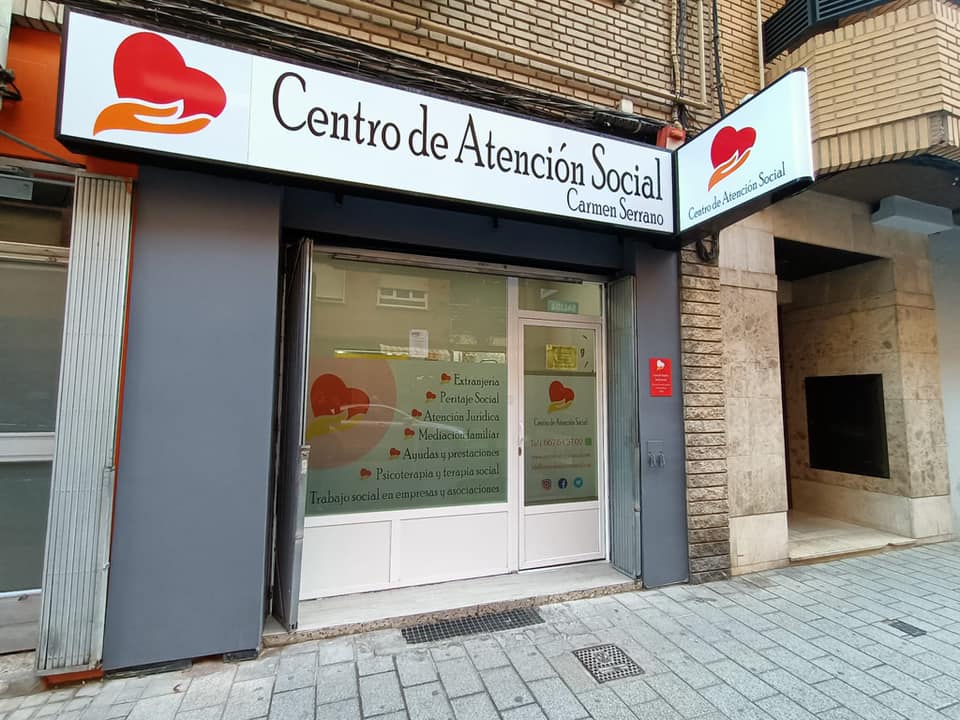 centrosocialab's tweet photo. Hace un año por estas fechas inagurábamos nuestro local 🥰 Desde entonces han pasado muchas cosas pero aquí seguimos! Felices y agradecidos de poder contar con tanta gente que confía en nuestros servicios y que nos apoya ‼️

A todos vosotros/as... ¡MUCHAS GRACIAS!

#Albacete #CLM https://t.co/mYlststfWu