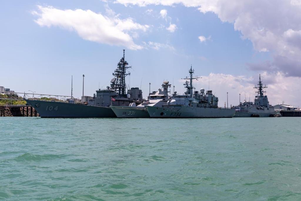 IKAHANid's tweet photo. Indonesian @_TNIAL_ KRI R. E. Martadinata participated in the festivities, knowledge sharing and activities of Ex Kakadu ๐ฎ๐ฉ๐ค๐ฆ๐บ a fantastic opportunity to deepen ties with navies from the region for our mutual interests in regional security โ #moresecuretogether https://t.co/TcVh5QELNs