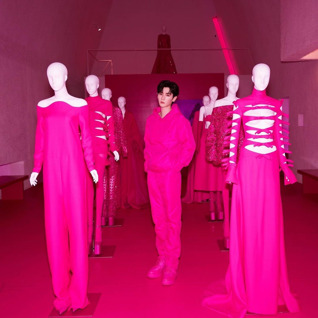 ninebrary's tweet photo. ෆ 2022.09.23 ෆ Nine's Instagram update 

'thank you for the marvelous oPPortunity 💕💗@maisonvalentino'

https://t.co/iUB0E3FNk3

@naninenai99
#นายท่านกรชิต #INTO1Nine #INTO1 https://t.co/h5A3uGVXDP