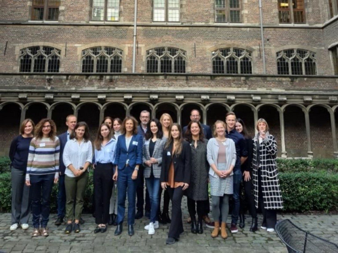 AllianceYufe's tweet photo. #YUFERING in Antwerp!🧳
"Enjoyed a 2-day visit to @UAntwerpen with the #YUFERING WP3 working group. We shared our best practices on ‘Flipped Knowledge Transfer’ and visited multidisciplinary Innovation Hubs in the Antwerp ecosystem: @TheBeacon_EU, #Vaccinopolis and #Blue_App." https://t.co/lj8H3I2eHz