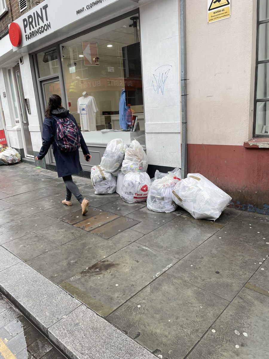 Print Farringdon tweet media