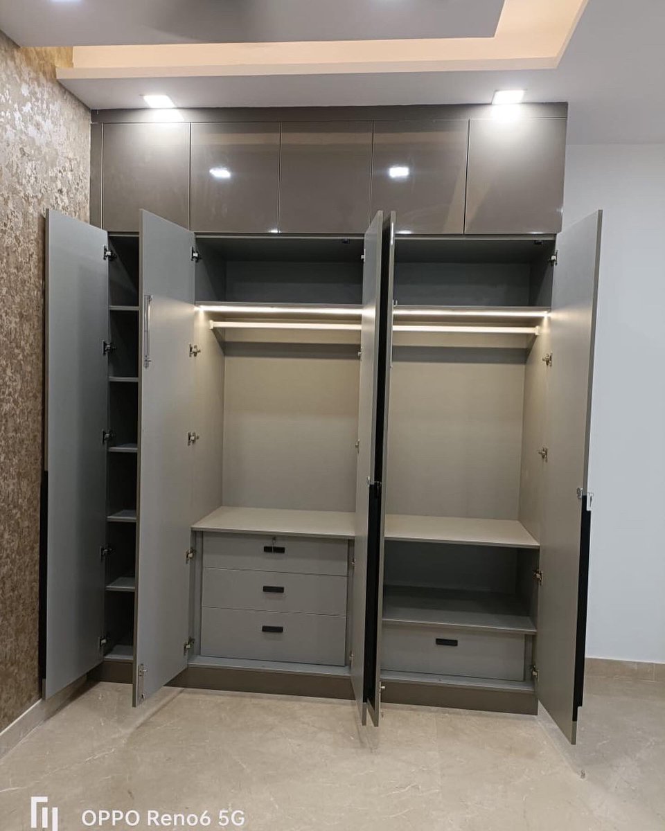 ajeetpgdm10's tweet image. हरे कृष्णा🙏🙏
Today one more premium project completed @ West Punjabi bagh -Delhi 
For more information call on-09911114980
#modularkitchen #modularkitchenmanufacturer #modularkitchendelhi #modularkitchendealers #modularwardrobe #modularfurniture #modularhome #delhi