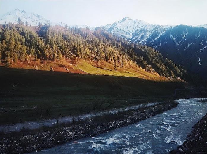 AniketBhide1183's tweet photo. #beautifulgurez

#Gureztourism

#incrediblegurez

#gogurez https://t.co/X1r3E0UBVm