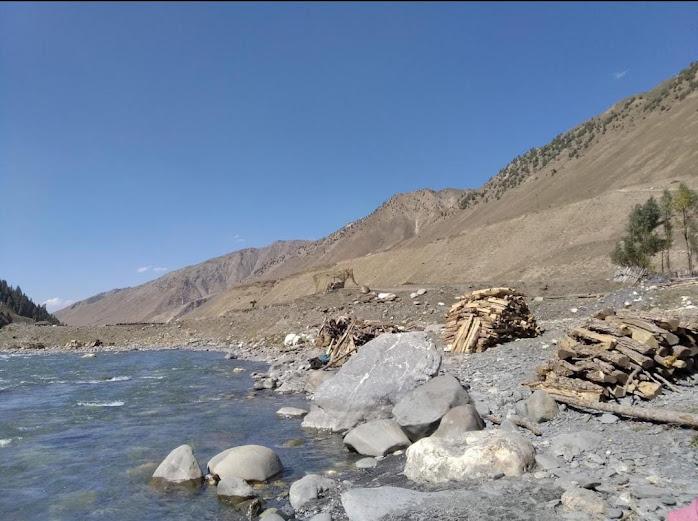 AniketBhide1183's tweet photo. #beautifulgurez

#Gureztourism

#incrediblegurez

#gogurez https://t.co/ANrfYk5MKb