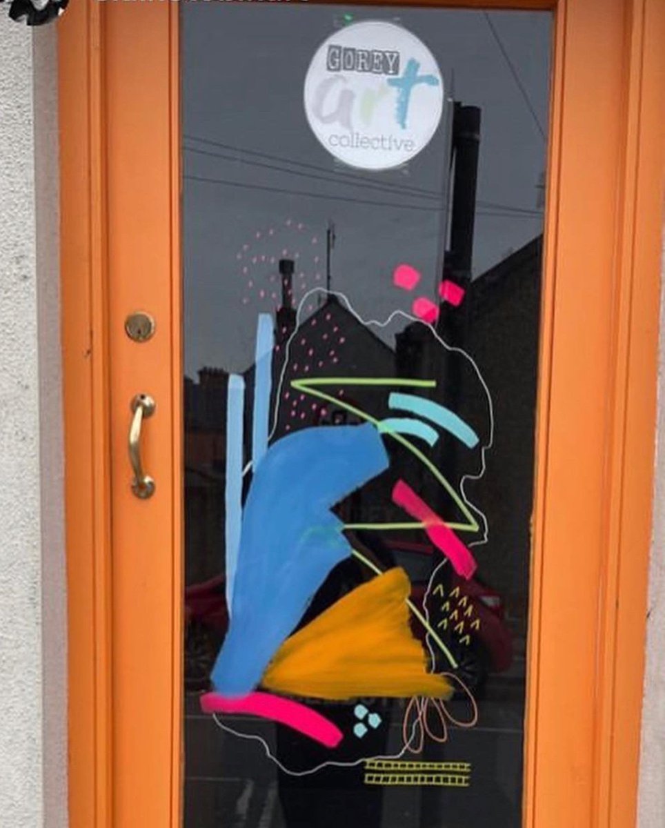 SheilaMacNally's tweet photo. Our studio doors open today for culture night! 🎨 From 9am-3pm and 6-8pm we invite you to drop in, see what we do,take part in our interactive window designs. Tea, coffee, biscuits, chats ☕️ 🍪 @elainetobinart @CultureNight @Love_Gorey #culturenight22 #art #irishart @goreyart https://t.co/lIDHaHXhPI