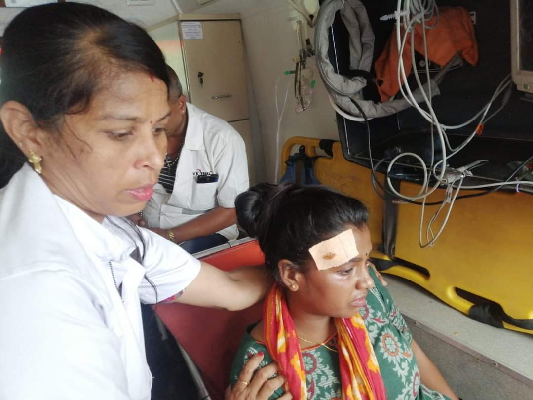 #Health_strick_gujarat
आज गुजरात के कोरोना वॉरियर्स अपना हक माँगने के लिए गए तो देखिए क्या हालत हुई है
<a href="/aajtak/">AajTak</a> <a href="/Zee24Kalak/">Zee 24 Kalak</a> <a href="/ZeeNews/">Zee News</a> <a href="/VtvGujarati/">VTV Gujarati News and Beyond</a> <a href="/CMOGuj/">CMO Gujarat</a> <a href="/PMOIndia/">PMO India</a>