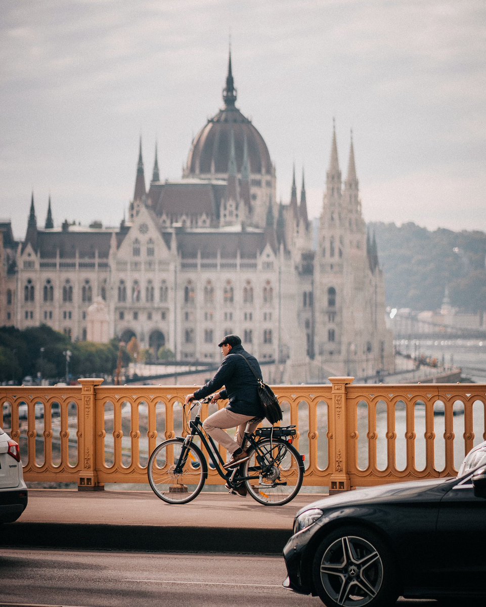 🚴🏰