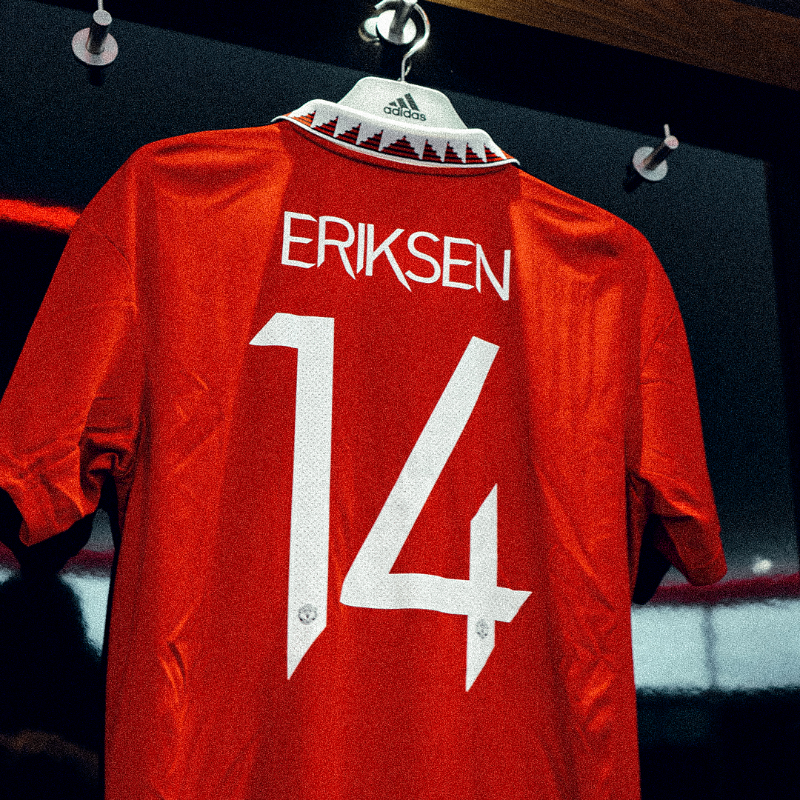 ManUtd's tweet photo. Class on and off the field 🇩🇰

#MUFC || @ChrisEriksen8