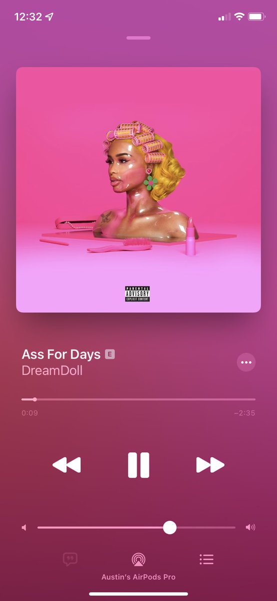 STRALIUS_'s tweet photo. My girl Dream Doll snapped! 🔥🔥 Her pengame on LIP3 is top tier! Can’t wait to see you live again and rap your songs with you ✨❤️ #Inspirational #DreamDoll #LIP3 #Realrap #Rapper #AssForDays #Misunderstood @dreamdoll https://t.co/K8yADfkDp8