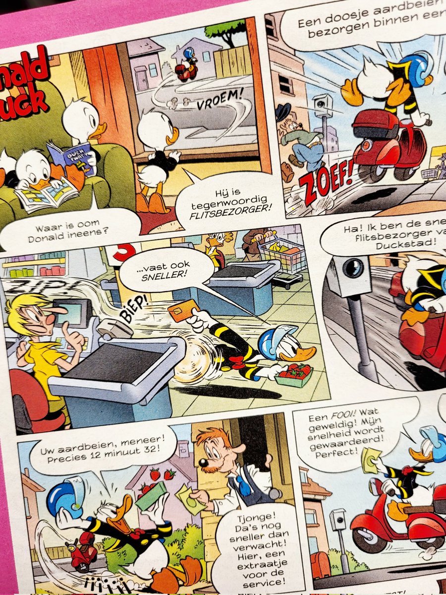 This week's Donald Duck magazine has has another comic I drew on the back. Still odd to come home and find a colored version in the mailbox!