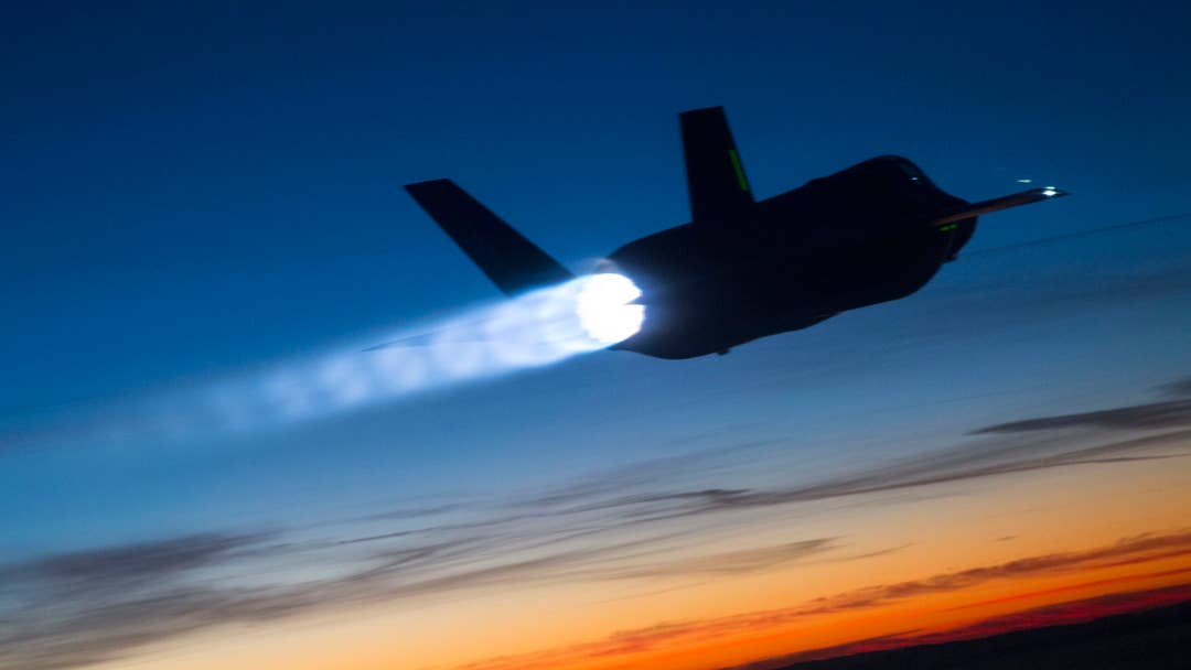 General Electric is now pitching its advanced XA100 engine for all three F-35 variants and has an eye on future aircraft programs, too. thedrive.com/the-war-zone/x…
