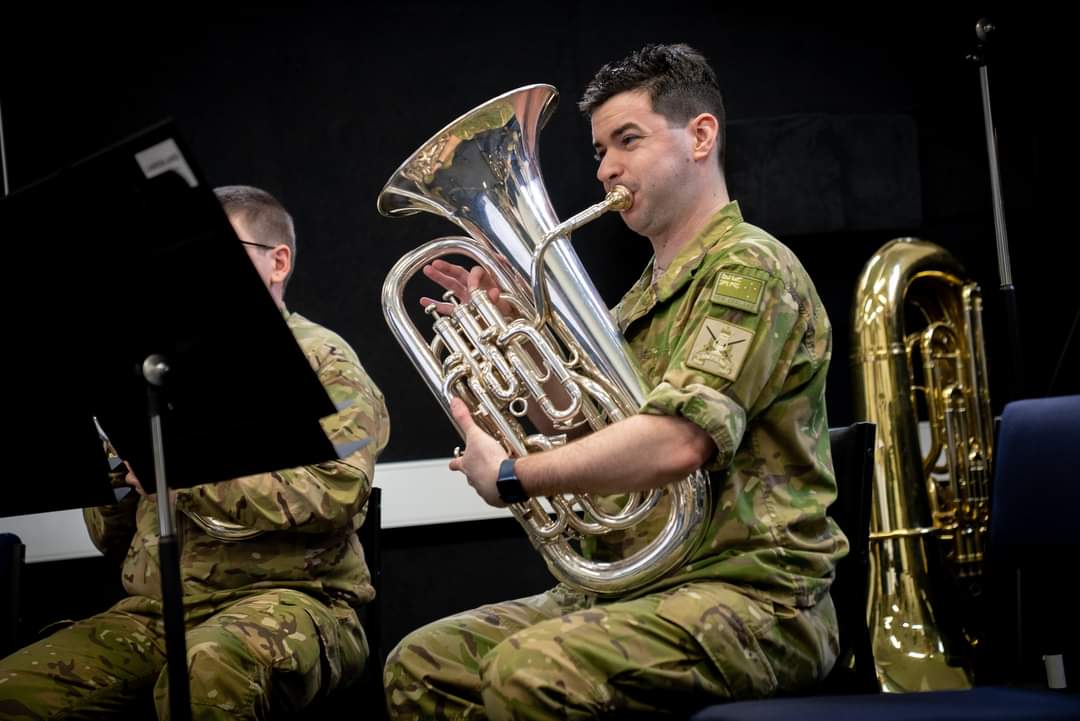 NZArmyBand's tweet photo. Introducing the band's two newest recruits, PTE Frankie Daly and PTE Cameron James!

PTE Daly is a local from Christchurch and joins us on keyboard. PTE James joins us from Brisbane, Australia on the euphonium.

Welcome to the unit 🥳

#nzarmy #nzarmyband https://t.co/F3xg1kllhw