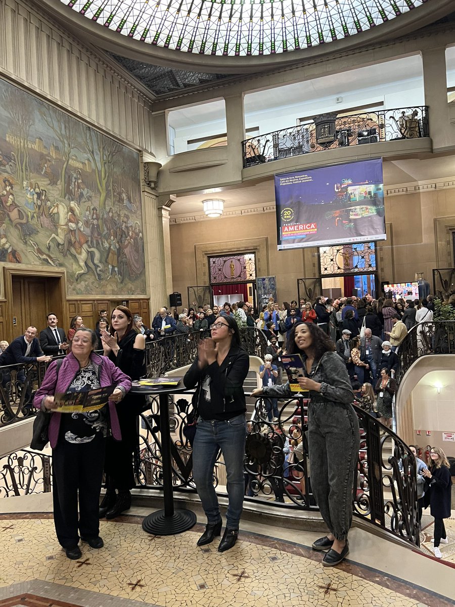 AMERICA 2022 est commencé. Jusqu’à dimanche soir plus de 200 heures de programmation mettront à l’honneur les Voix d’Amérique et les Peuples Premiers. Rendez-vous à <a href="/VincennesVille/">Vincennes ma ville 🇨🇵🏰</a> .