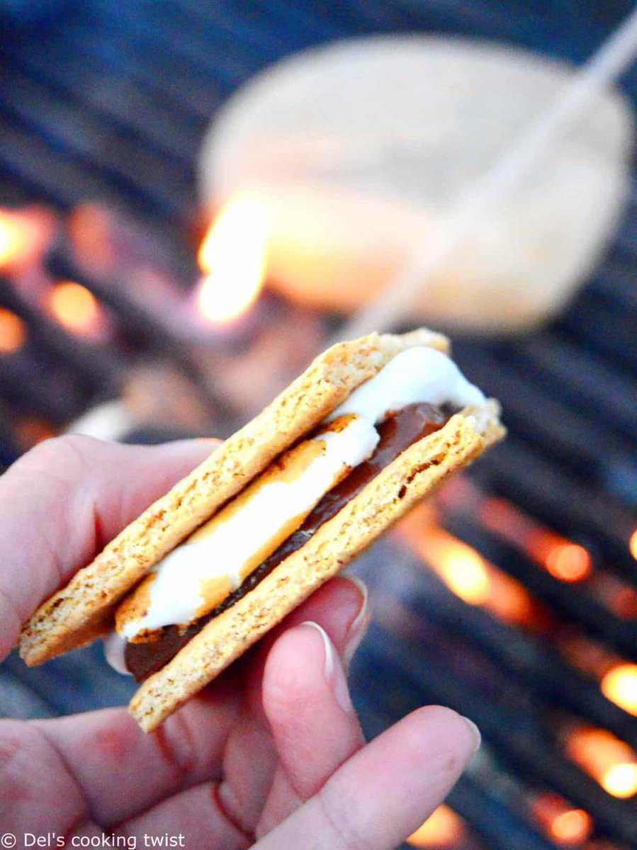 FeldAustin's tweet photo. On the grill with the family #PepsiSmores #sweepstakes https://t.co/Kzxt4bUBwq