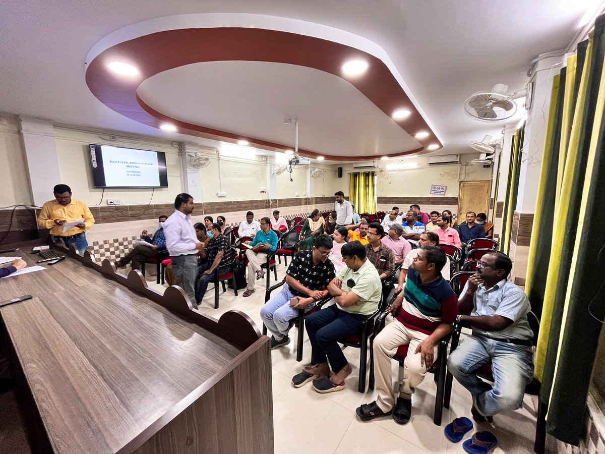 NHMBhadrak's tweet photo. District level RMNCH+A review meeting held at DHH Conference hall Bhadrak chaired by @CdmoBhadrak in presence of ADPHO(FW), MO I/c all CHCs, DPM, DAM, DMRCH, DDM and other district and block level officials on dt. 23/09/2022. @DM_Bhadrak @nhmodisha https://t.co/2x9GQ5NpIt