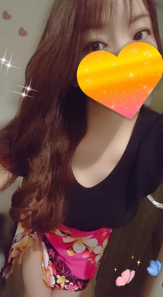 こんにちは✨
今日は台風の影響でどしゃ降り☔ですがベタベタになり😅出勤しました🌼

先日お会いしたお兄様関東から
名古屋に来てせっかくだからと
のんびりしに来て下さってありがとうございました❤️
気持ち良くて寝落ち何回かしたよって寝起きの声可愛かったです😊
今日も癒しMAXで待ってますね😌🍀